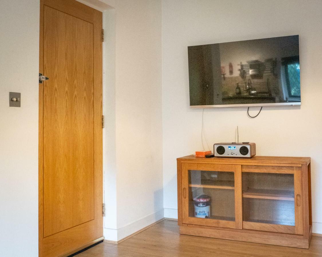 2 Ringles Place Apartment *