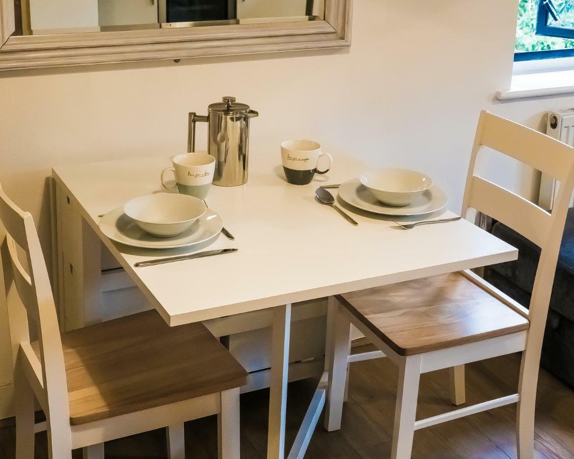 2 Ringles Place Apartment *