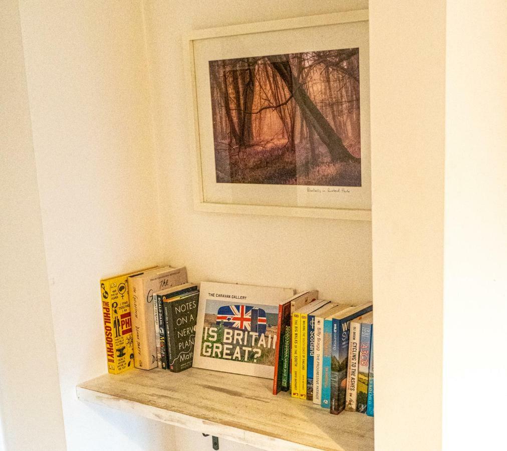 2 Ringles Place Apartment